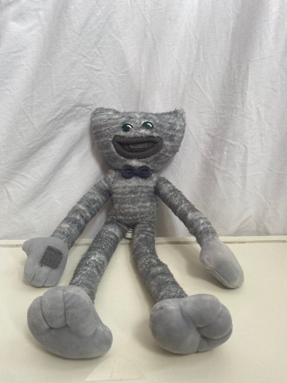 Poppy Playtime Gray Huggy Wuggy 15" PhatMojo Mob Entertainment 2023